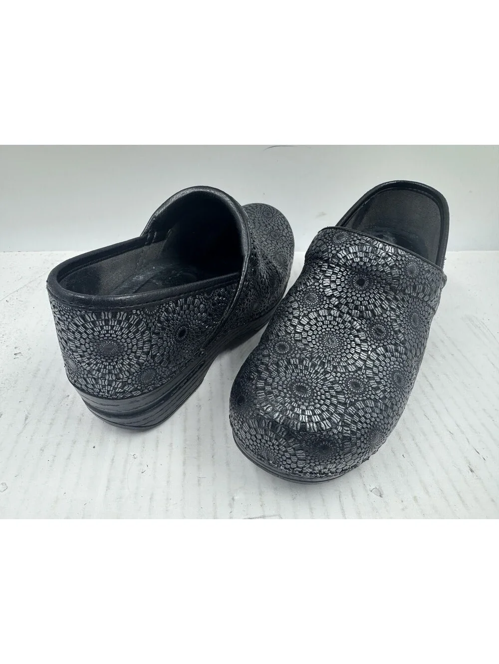 Dansko Pro XP Women's Size 7 Black  Medallion Embossed Leather Clog Shoes